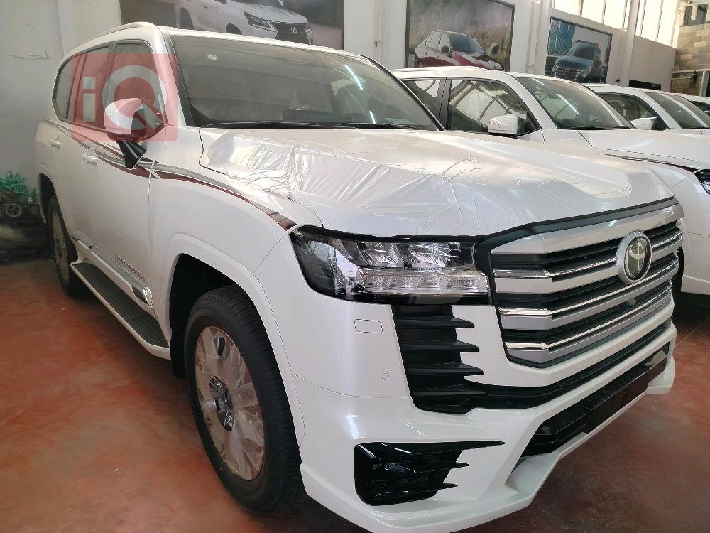 تۆیۆتا لاند کروزەر